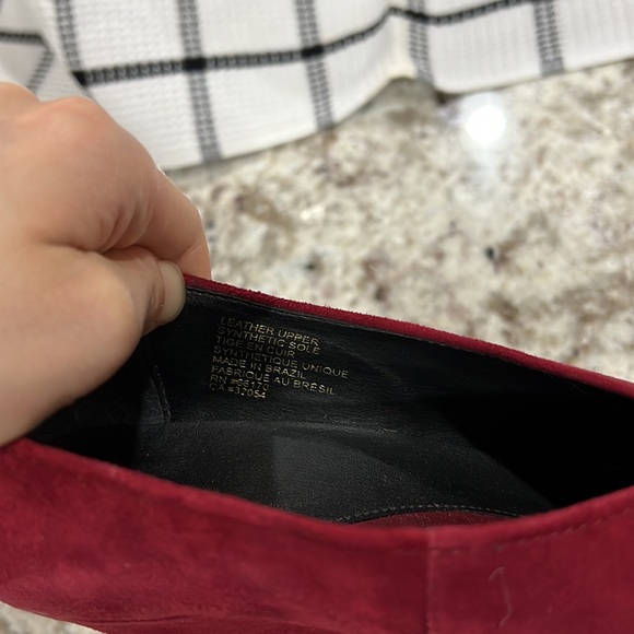 Beautiful Red Suede Wedge Shoes - Picture 6 of 10